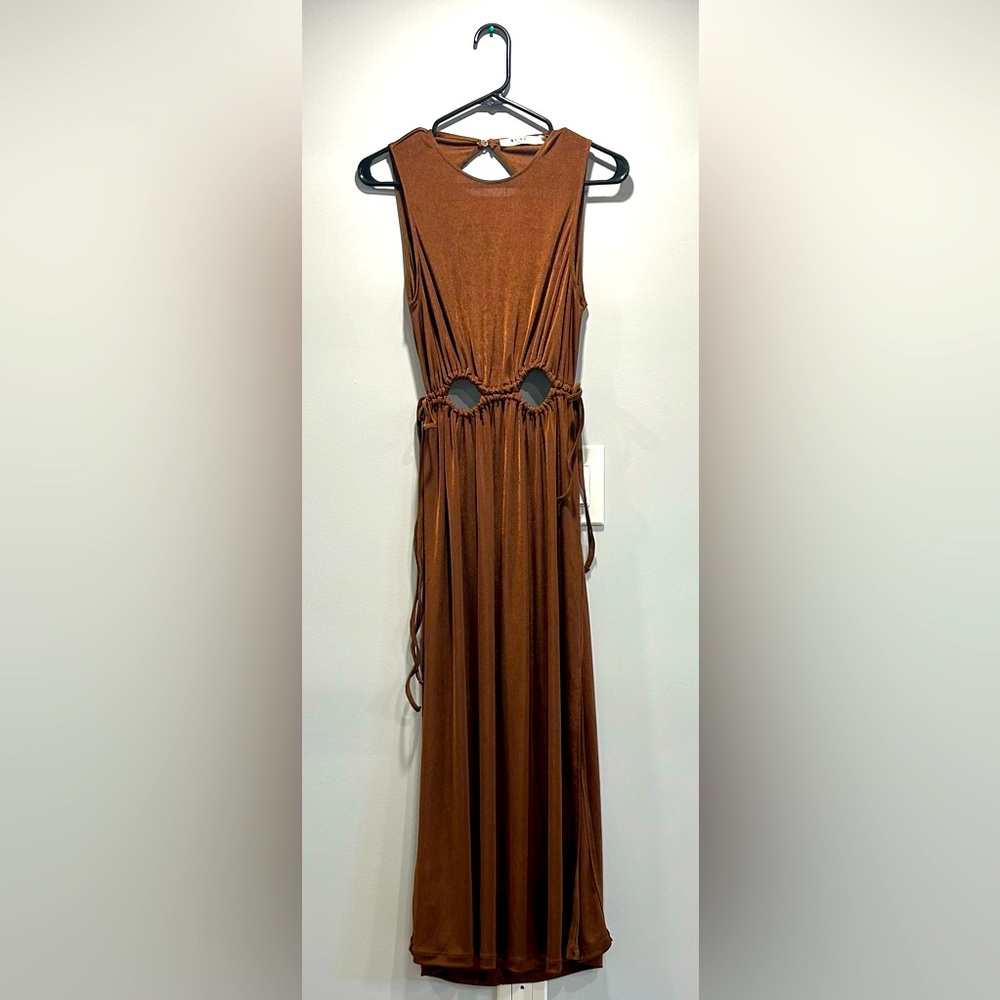 Gorgeous backless dress